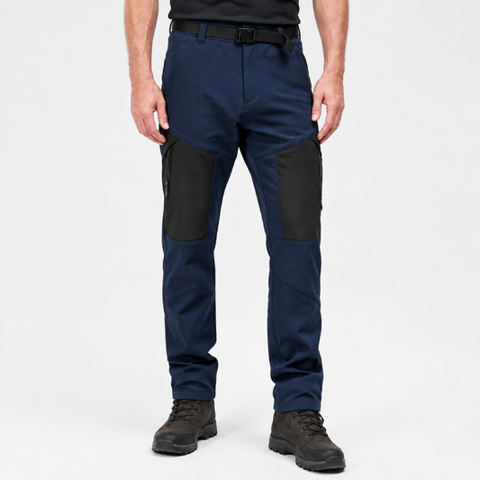 Men's fleece-lined panel walking trousers — model